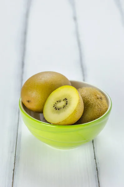 Frutas frescas de kiwi — Foto de Stock