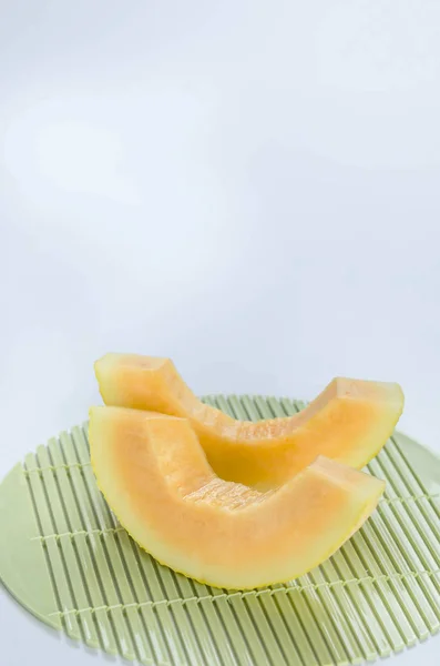 Cantaloupe-Melone geschnitten — Stockfoto