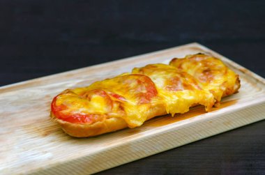 ev yapımı yumurtalı ekmek