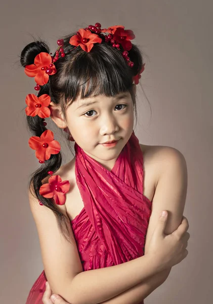 Portrait de petite fille asiatique — Photo