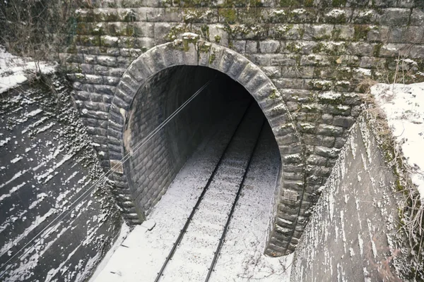 Entrada al túnel ferroviario —  Fotos de Stock