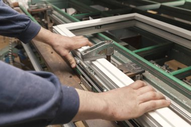 makine plastik pencere montajı için