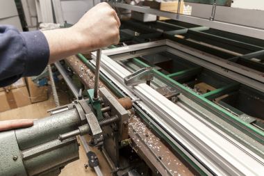 makine plastik pencere montajı için