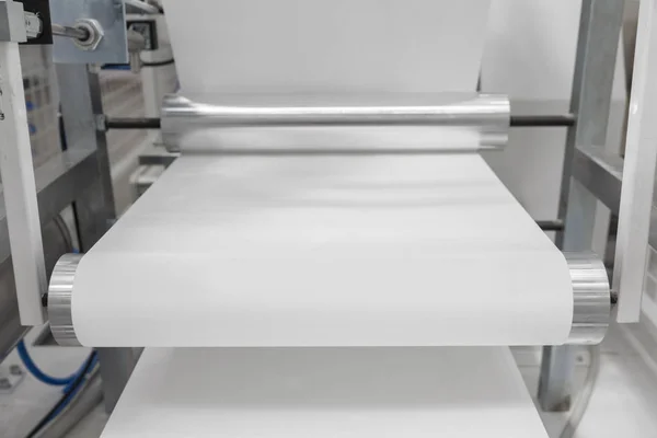 Paper rolling machine — Stock Photo, Image