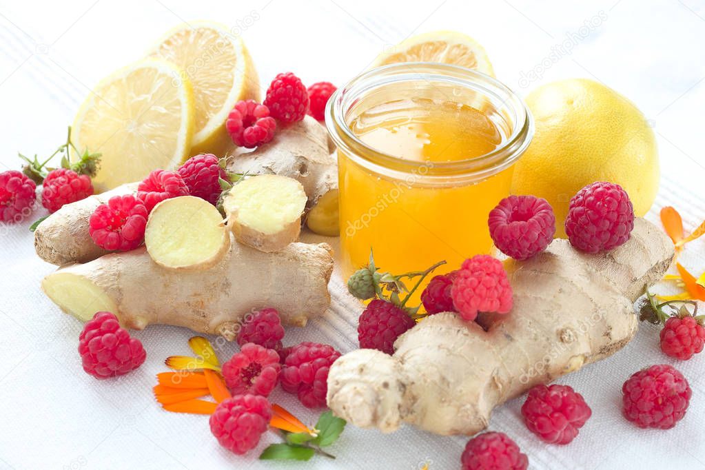 Ginger, honey and fruits