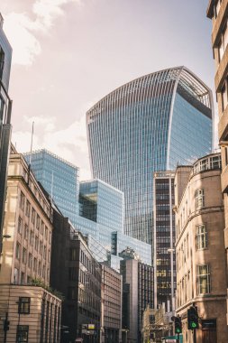 Harika gökdelenler Merkezi, Londra, İngiltere. Güzel ve modern mimari.