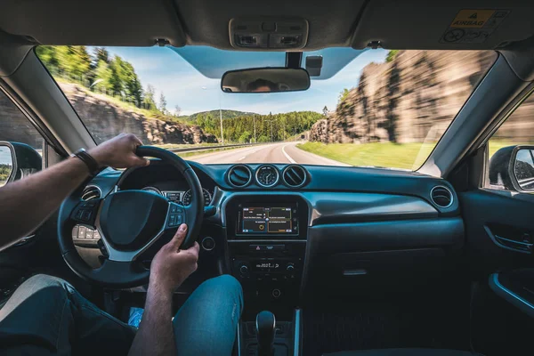 Řidičské Auto Horské Silnici — Stock fotografie