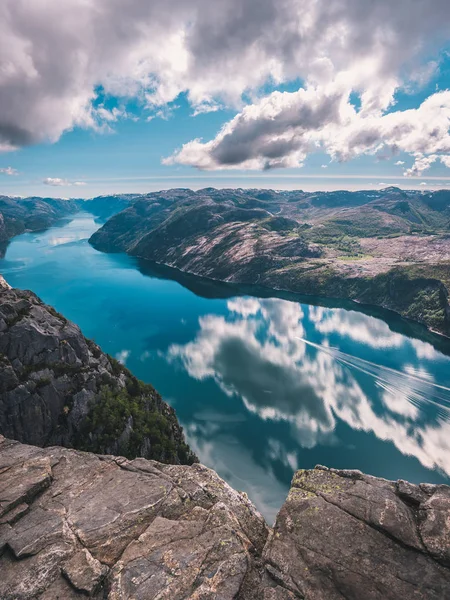 Fantástica Vista Desde Famoso Preikestolen Sobre Lysefjord Noruega — Foto de Stock