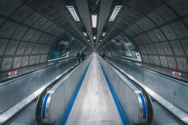 London March 2016 Escalator Moving Forward London Underground — Stock Photo, Image