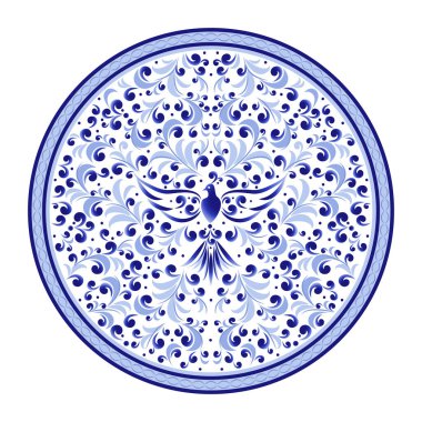 Rus halk tarzında çiçek desenli bir kuşla çevrili yuvarlak bir plaka.