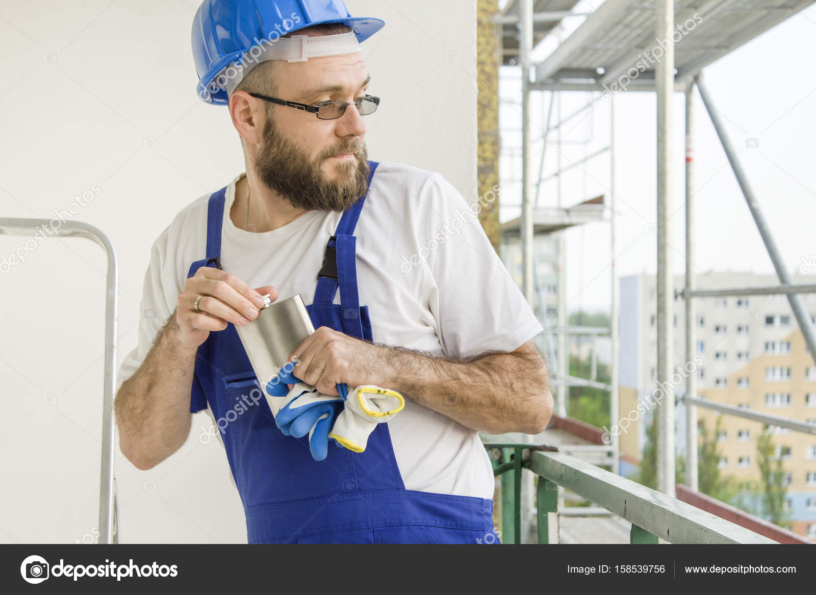 construction work outfit