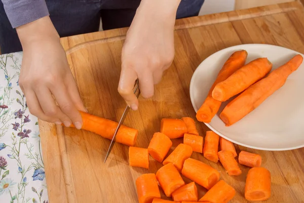 Carrot Cut Woman Kitchen Kitchen Knife — Stock Photo, Image