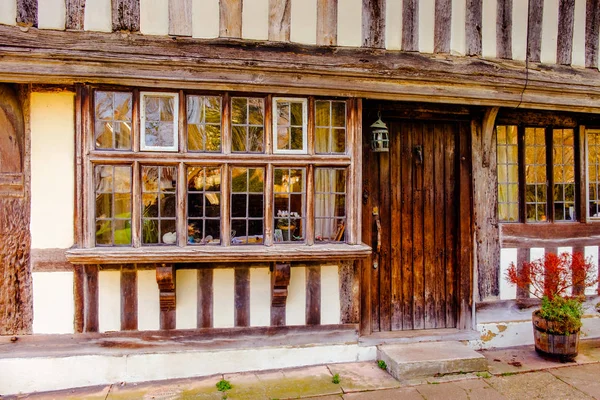 Tudor-Haus aus nächster Nähe — Stockfoto