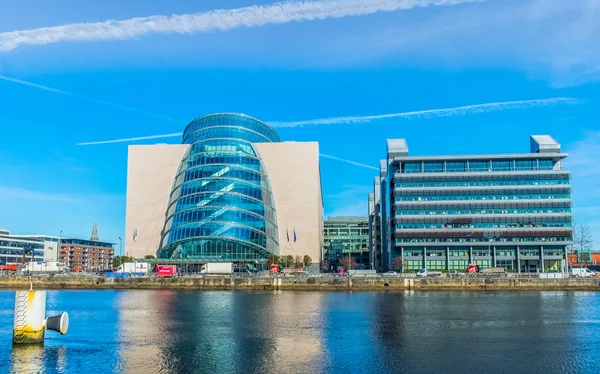 リフィー川によって アイルランドのダブリン 2018 コンベンション センター — ストック写真