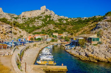 Marsilya, Fransa, Eylül 2019, Akdeniz'deki Callelongue Limanı manzarası, Provence