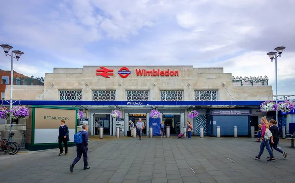 Londra, İngiltere, Ağustos 2019, Wimbledon İstasyonu, İngiltere
