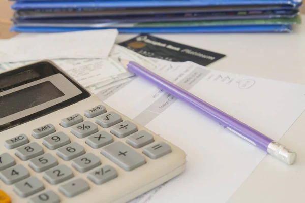 Документ ежемесячный счет кредитной карты — стоковое фото
