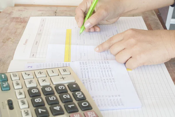 Bill mevduat hesap cüzdanı banka ile yazma el