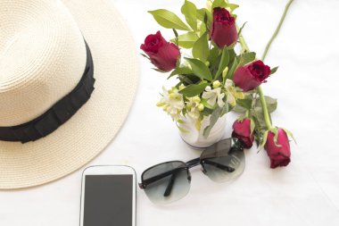 moda kadın çiçek gül desenli renkli gün yaz için