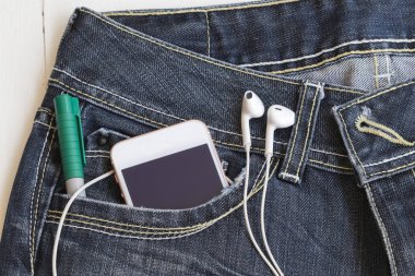 dokulu arka plan kot pantolon denim kumaş ve cebinde Cep