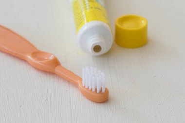 sabah ile temiz bebek oral kavite ve diş diş fırçası sağlık dişler için