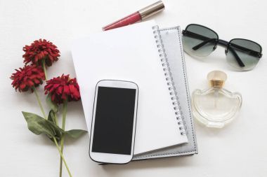 aksesuarlar moda yaşam tarzı çalışan kadın iş