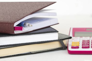 defter aylık planlayıcısı kayıt için iş ve Ofis Masası, hesap makinesi