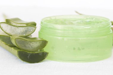 aloe vera cilt yüz için doğal bitkisel rahatlatıcı jel ayıklar