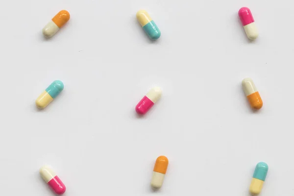 Kapslové Pilulky Hmotnost Ztráta Uspořádání Pozadí Bílé — Stock fotografie