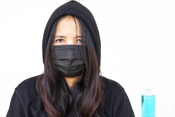 Mujer Asia Estrecha Máscara Salud Con Alcohol Mano Spray Limpieza — Foto de Stock
