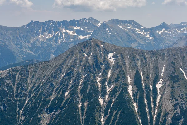 Geweldig uitzicht vanaf Vihren piek, Pirin-gebergte — Stockfoto