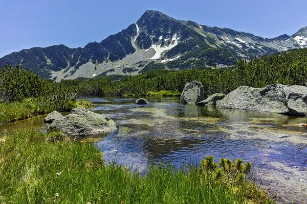 Sivrya peak och Banski sjöar, Pirin berget — Stockfoto