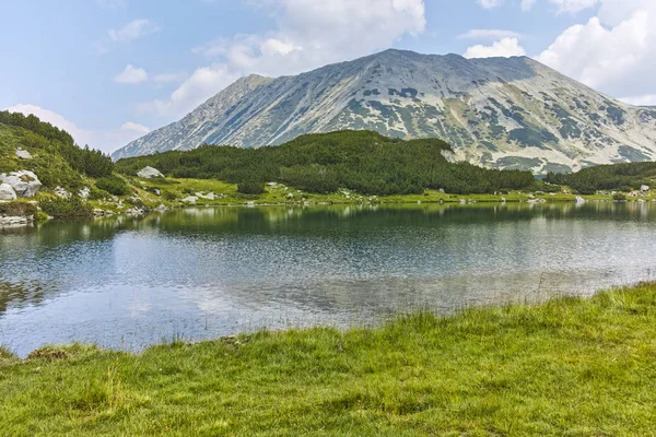 Todorka пік і Muratovo озера, гори Пірін — стокове фото