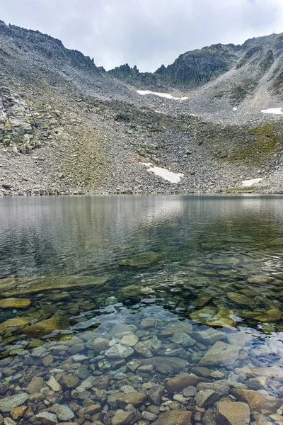 Ledenoto (Ice) Lake and Musala Peak, Rila mountain — Stock Photo, Image