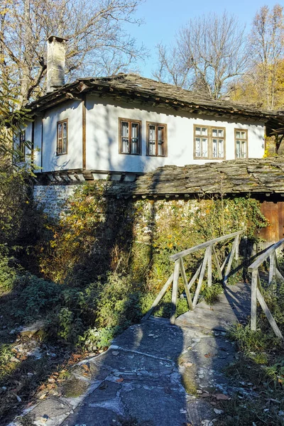 Bozhentsi의 마을가 브로 보 지역의 건축과 역사적인 예비 — 스톡 사진