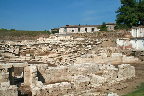 Ancien amphithéâtre dans la zone archéologique de Larissa, Grèce — Photo