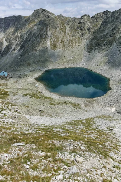 Ledenoto (Ice) Lake van Musala piek, Rila-gebergte — Stockfoto