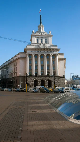 Sofia, Bulgarien - 20 December 2016:Panorama av Självständighetstorget i Sofia — Stockfoto