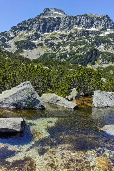 Dzhangal peak and Banski lakes, Pirin Mountain — Stock Photo, Image
