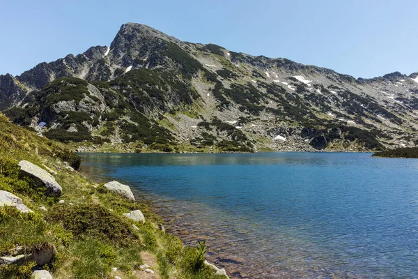 Sivrya puncak dan danau Popovo, Pirin Gunung — Stok Foto