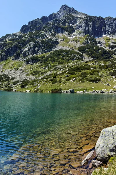 Sivrya puncak dan danau Popovo, Pirin Gunung — Stok Foto