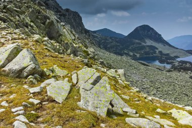 Gergiyski göller, Pirin Dağı ile manzara