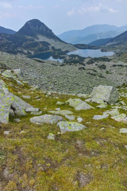 Gergiyski göller, Pirin Dağı ile manzara