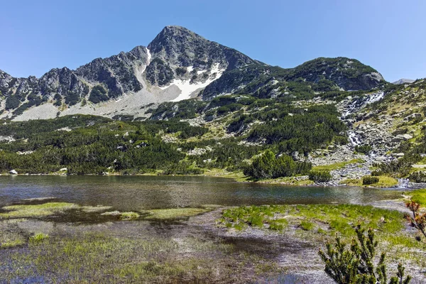 Landschaft der Fischseen und sivrya Gipfel, Pirin Berg — Stockfoto