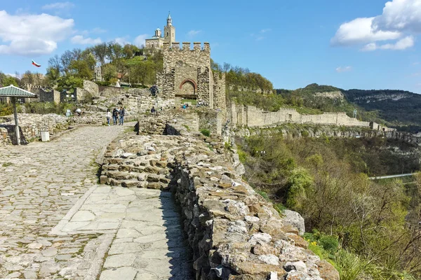 Veliko Tarnovo, Bulgaristan - 9 Nisan 2017: Ortaçağ kale Tsarevets kalıntıları