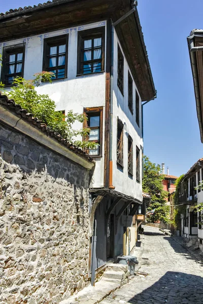 Plovdiv, Bulgária - 2017. június 10.: Ház a bolgár megújulás a Plovdiv óvárosának időszak, — Stock Fotó