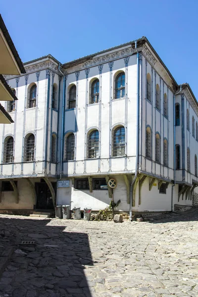 PLOVDIV, BULGARIA - 10 de junio de 2017: Casa del período de avivamiento búlgaro en el casco antiguo de Plovdiv — Foto de Stock