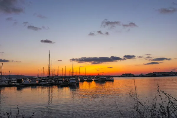 SOZOPOL, BULGARIA - JULY 13, 2016: Sunset view of Port of Sozopol town, Burgas Region — Stock Photo, Image