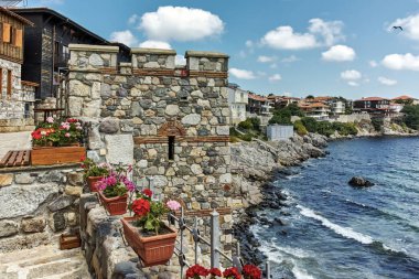 Sozopol, Bulgaristan - 16 Temmuz 2016: Süzebolu eski kasaba Burgaz bölge antik kalıntılar