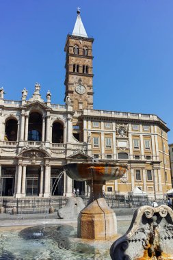 Rome, İtalya - 22 Haziran 2017: Ön görünümü Basilica Papale di Santa Maria Maggiore Roma